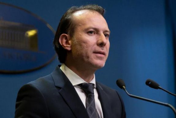 Florin Cîțu ügyvivő pénzügyminisztert kérte fel kormányalakításra Klaus Johannis