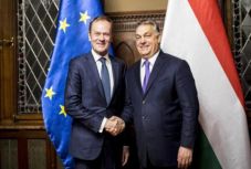 Folytatódni fog a pártbeszéd a Fidesz európai néppárti tagságáról