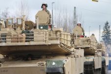 Moszkvát aggasztja a NATO nagyszabású tavaszi hadgyakorlata