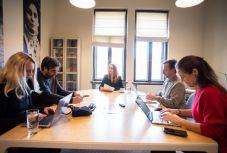 Öntudatosabbak a magyarok? Most már nem nyeljük le olyan könnyen a jogsértéseket