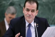 Az előre hozott választásokról tárgyal kedden a parlamenti pártok képviselőivel Ludovic Orban