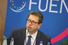 Az EP egyik Brexit-ügyi jelentéstevőjévé nevezték ki Vincze Loránt képviselőt