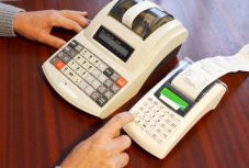 Hamarosan az ANAF szerverére csatlakoztathatók az online pénztárgépek