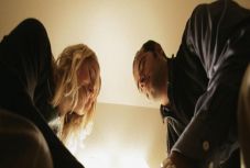 Bíró Béla: A társalgás dicsérete