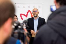 Kelemen Hunor: az előre hozott választások helyett a koronavírusra kellene összpontosítani