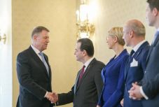 FRISSÍTVE - Kormányalakítás: a PNL Johannisra bízza a döntést, a PSD szakértői kormányt javasol