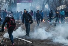 Erdogan: 18 ezer menekült indult Európa felé, és ez folytatódni fog