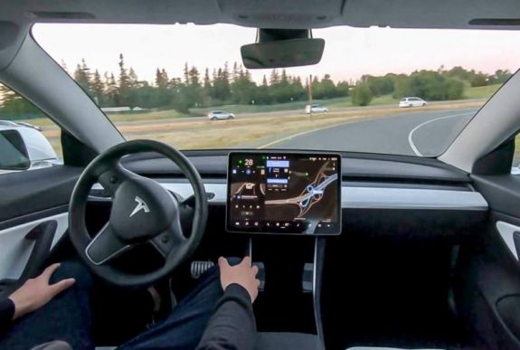 Önvezető autók navigálására fejlesztettek ki algoritmust