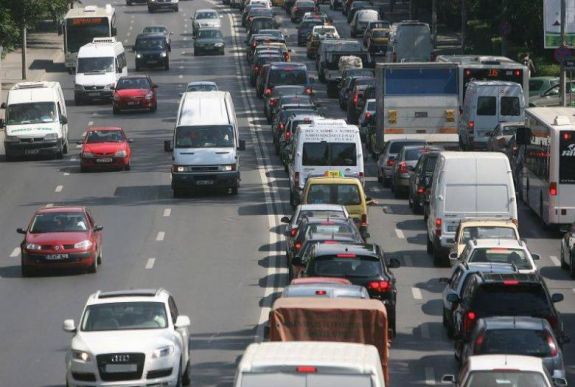 Ellenőrzés az utakon: a gépjárművek csaknem fele műszaki hibásnak bizonyult