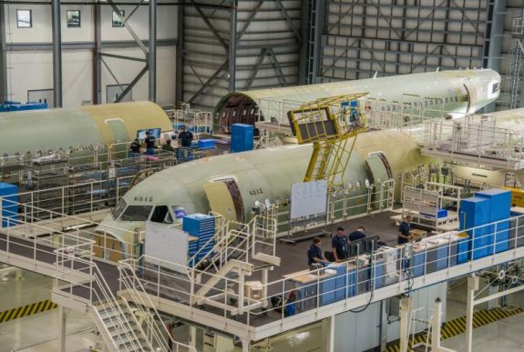 Napokra leállítja spanyol és francia gyárait az Airbus