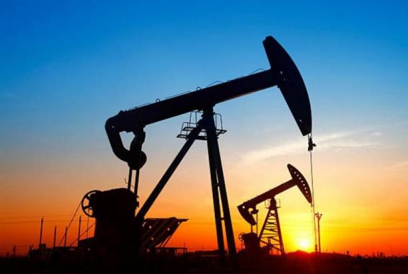 Évezred eleji mélypontra zuhant a kőolaj világpiaci ára