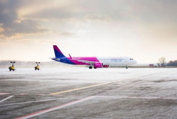 Felfüggeszti három romániai városból induló járatát a Wizz Air