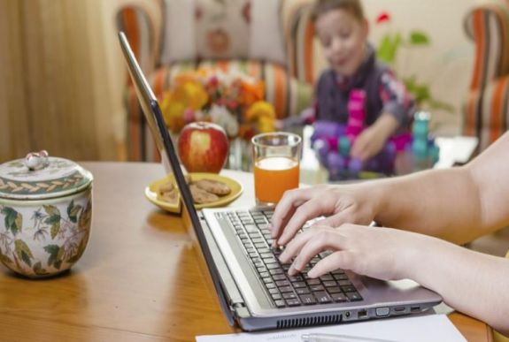 Felmérték, hogy csökkenti-e a produktivitást az otthoni munkavégzés