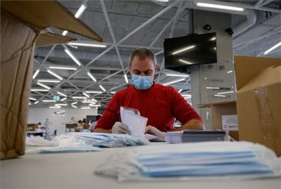 Háromszázra nőtt a fertőzöttek száma Magyarországon, több a gyógyult is