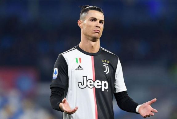 Ronaldo eladására kényszerülhet a Juventus