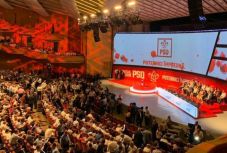 Online kongresszust tarthat a PSD