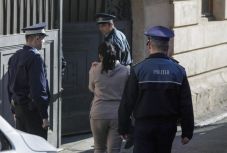 Fogdában marad Sorina Pintea, mert elutasította a börtönkórházba utalását