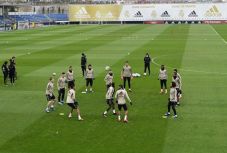 Karanténba kerültek a Real Madrid futballistái és kosarasai