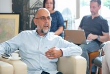 Az RMDSZ üdvözli az alkotmánybíróság döntését, és megszavazza az új kormányt