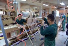 Januárban 2,4 százalékkal csökkent az ipari termelés Romániában