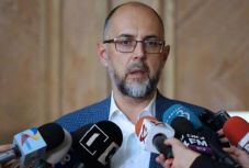 Kelemen Hunor: támogatjuk, hogy szombat estig beiktatott kormánya legyen az országnak