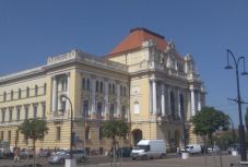 Nagyváradon is felfüggesztették az ügyfélfogadásokat