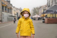 Hogyan beszéljünk gyermekünkkel a koronavírusról? Pszichológust kérdeztünk