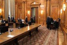 Hét miniszterjelölt negatív véleményezést kapott 