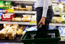 Elegendő árukészlettel rendelkeznek a szupermarketek