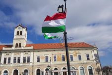 Antal Árpád: ma úgy lehetünk hősök, ha vigyázunk egymásra!