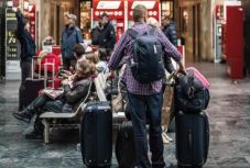 A külügy a külföldön tartózkodó romániai turistáknak: gyertek sürgősen haza!