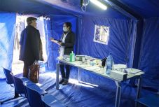 Betegosztályozó sátort állítottak a Hargita megyei sürgősségi kórház udvarán