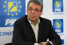 Eljárás indult a koronavírussal fertőzött szenátor ügyében