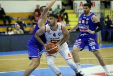 Magyarországon vége a kosárlabda-szezonnak is