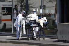 Koronavírus: Franciaországban megugrott a halálos áldozatok száma