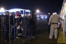 Közelíti a húszezret a humanitárius folyosón keresztül a Nagylaknál az országba érkezők száma