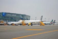 Külügy: 227 román állampolgár érkezett haza szombaton Olaszországból