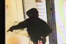 Álarcos banda követett el erőszakos rablást Háromszéken