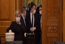 Pengő Zoltán: Politika a járvány idején