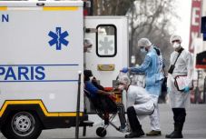 Franciaországban szigorítják a korlátozásokat, de nem lesz teljes karantén