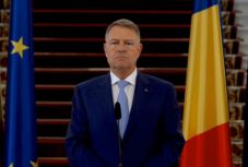 Szerdától teljes kijárási tilalom lesz Romániában, a katonaságot is bevetik