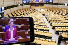 Von der Leyen keményen nekiment az „önző” tagállamoknak