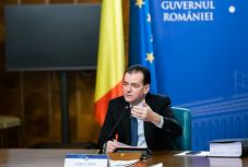 Orban egyeztetni fog a helyhatósági választások elhalasztásáról a parlamenti pártokkal