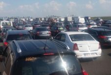 További 200 ezer román állampolgár térhet haza külföldről húsvétig