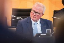 Öngyilkos lett a németországi Hessen tartomány pénzügyminisztere