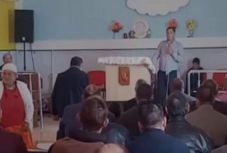 Vallásos összejövetelt tartottak egy Galac megyei községben