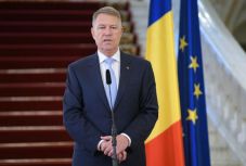 Johannis: szigorúbban be kell tartanunk a hatósági rendelkezéseket