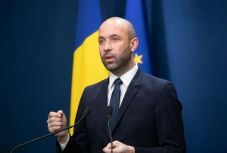 Sürgősségi kormányrendelettel vezetik be az online hivatali ügyintézést