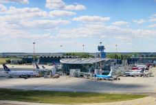 Meghosszabbítják a spanyolországi és olaszországi repülőjáratok felfüggesztését