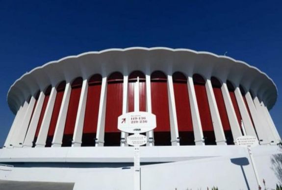 Los Angelesben a Clippers elnöke megvette a Lakers egykori otthonát